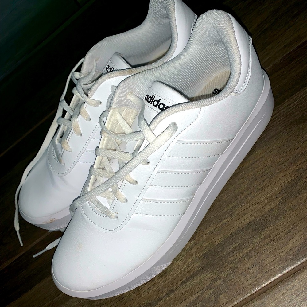 Women’s White Adidas Sneakers ***Only worn once!!